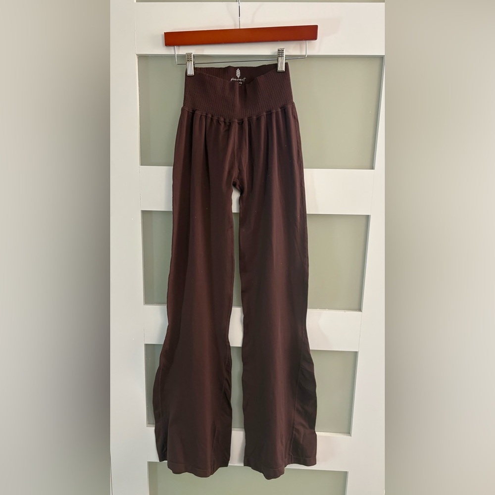 Free People Movement Flare Leggings Size M/L